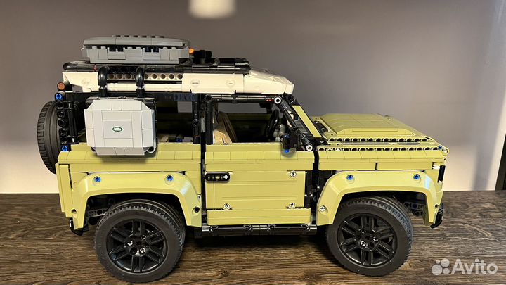 Lego Land Rover Defender