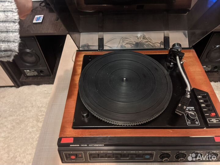 Проигрыватель винила Вега 108