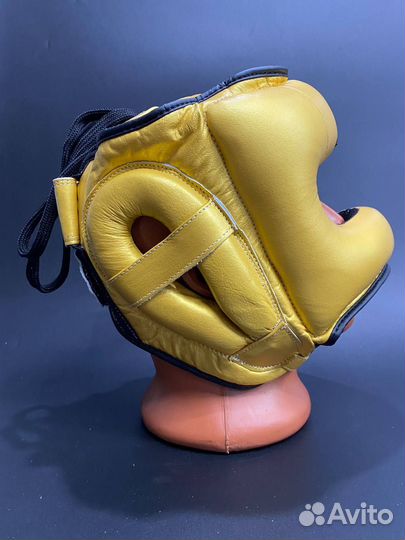 Бамперный шлем Cleto Reyes Gold