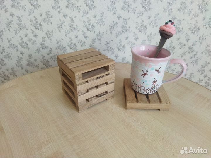 Подставка под горячее из дуба европоддон