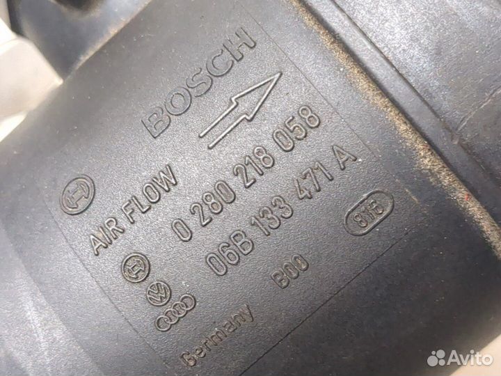 Измеритель потока воздуха Audi A4 (B6)