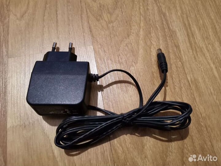 Адаптер Блок питания Зарядное 5 Вольт 5В 5V