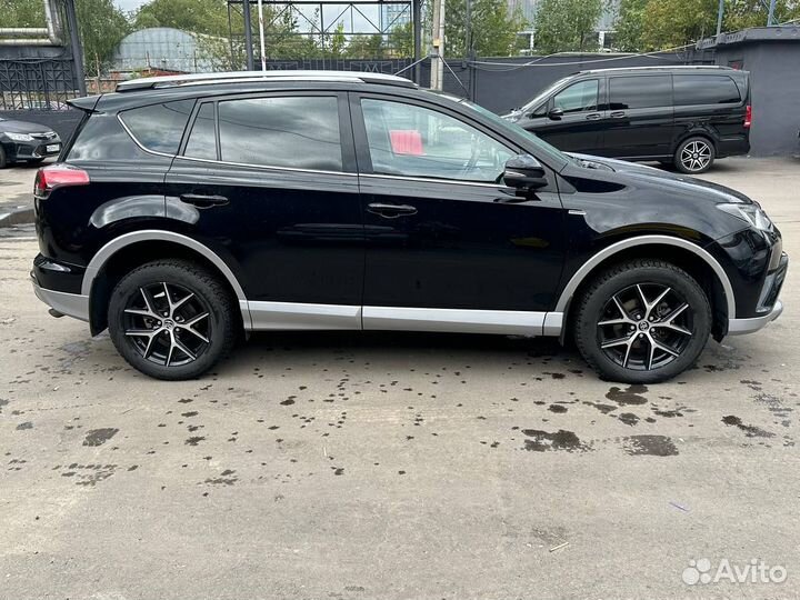 Разбор Toyota Rav4 XA40 3ZR-FE 2017