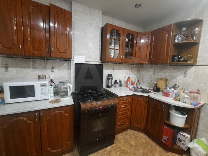 2-к. квартира, 50 м², 1/9 эт.