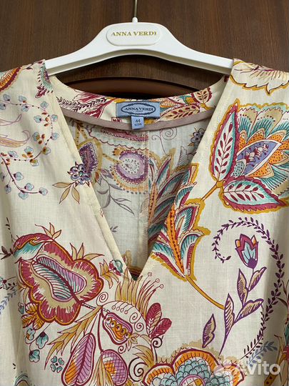 Яркое очень красивое платье