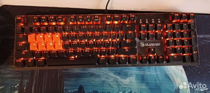 Игровая клавиатура