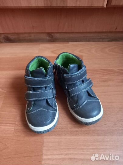 Ботинки детские 26р