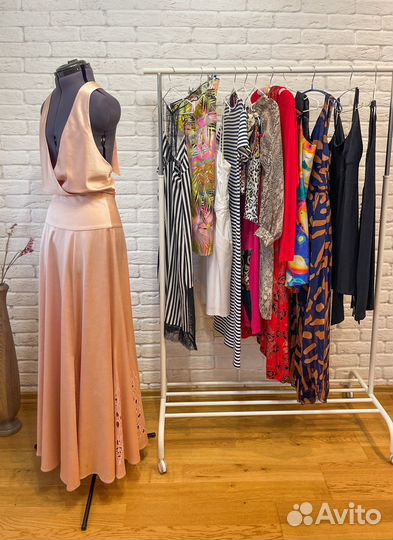 Платье летнее новое Guess Лав Репаблик Бифри