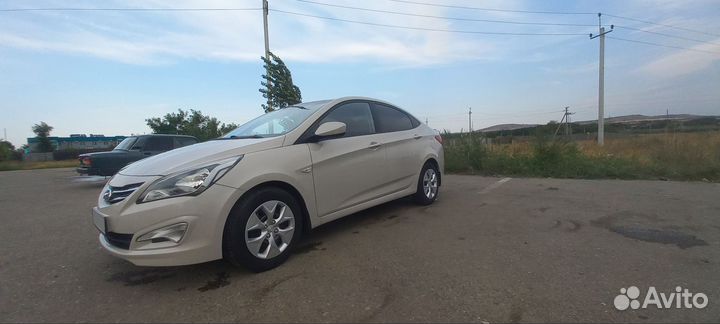 Hyundai Solaris 1.6 AT, 2015, 121 300 км