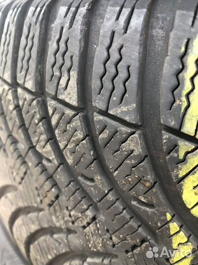Michelin Alpin A4 215/55 R17