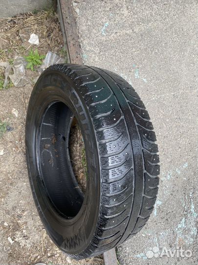 Bridgestone Ice Cruiser 7000 185/65 R15