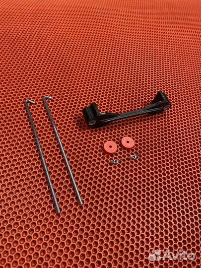 Держатель аккумулятора Mitsubishi Carisma и другие