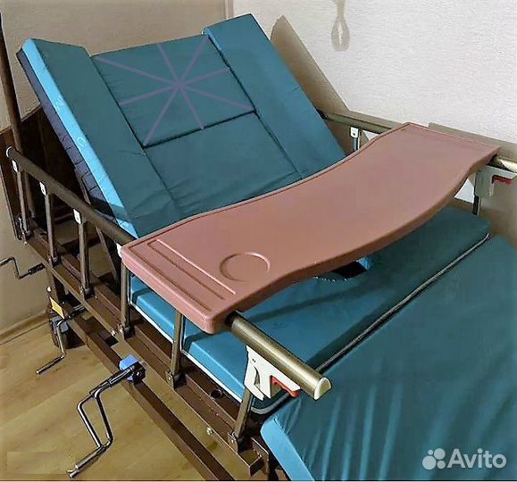 Медицинская кровать для лежачих больных Reмex