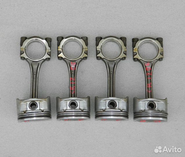 Шатун с поршнем Nissan Micra K12 CR12DE