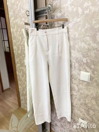 Брюки белые 42 размер