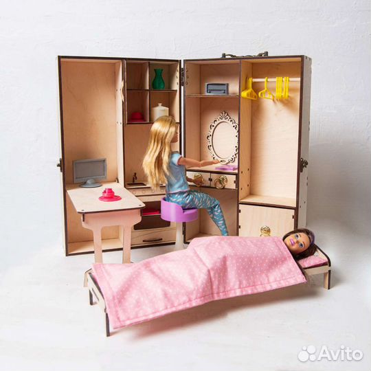 Домик чемодан для Барби