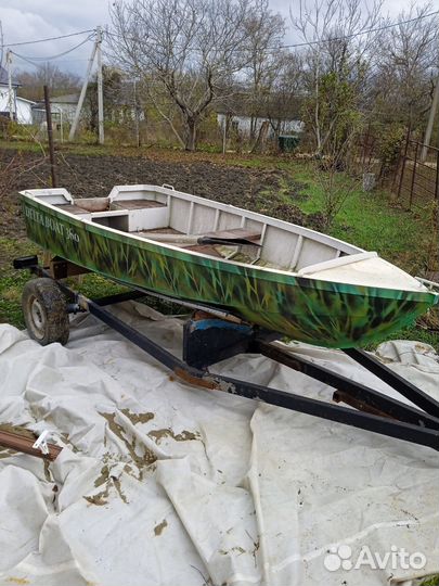 Моторная лодка