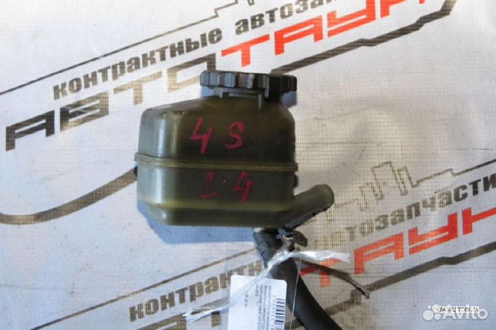 Бачок гур toyota carina ED celica corona exiv curr