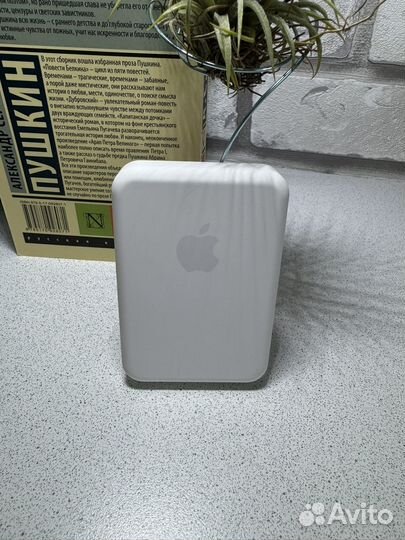 Magsafe battery pack