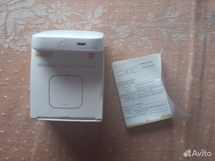 Умный шлюз moes Tuya Zigbee/BLE