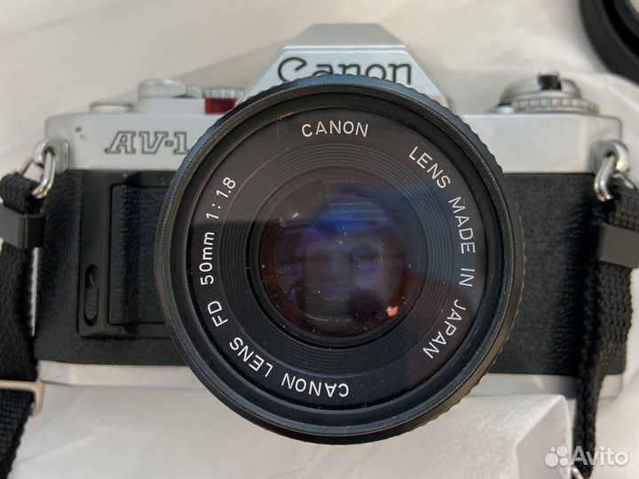 Плёночный зеркальный фотоаппарат Canon AV-1