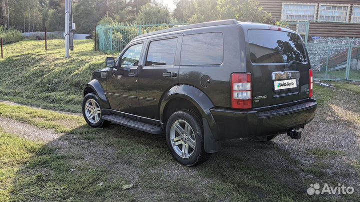 Dodge Nitro 2.8 AT, 2008, 200 000 км