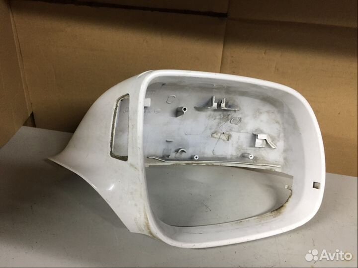 Накладка правого зеркала Audi Q5 Q7