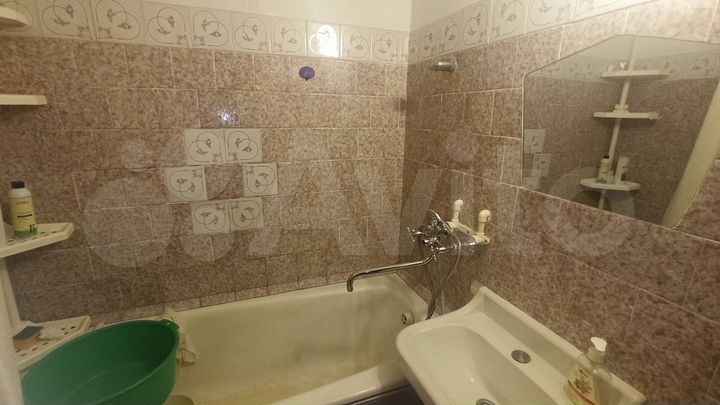 2-к. квартира, 47 м², 6/9 эт.