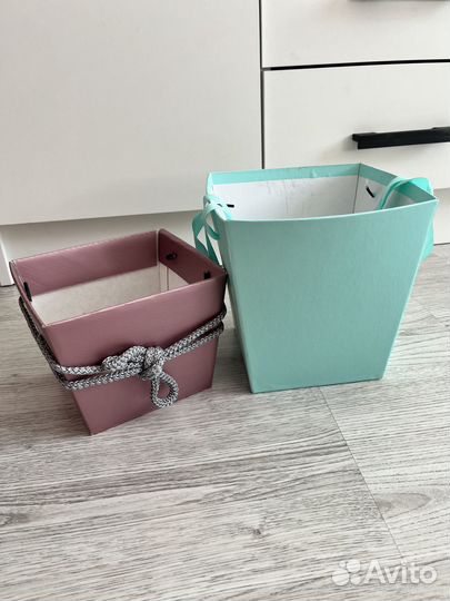 Коробочка подарочная для цветов