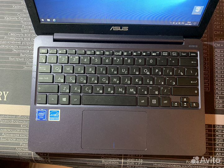 Ноутбук asus e203m