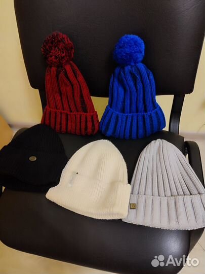 Шапки разные б/у. 5 шт