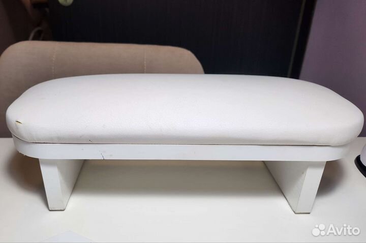 Подставка для рук маникюрная