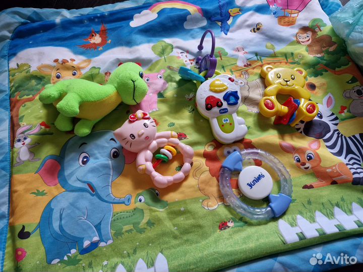 Пакет вещей на новорожденную девочку