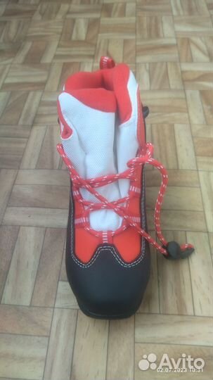 Ботинки лыжные детские