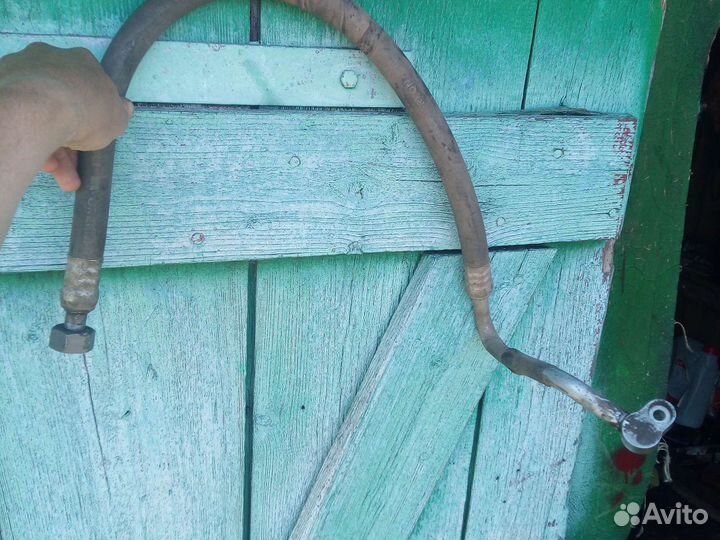 Радиатор и трубка кондиционера