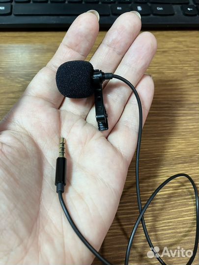 Петличный микрофон