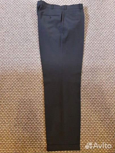 Брюки чёрные классика с манжетами 54 размер