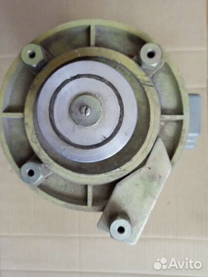 Электромотор на 370ват,2750об,380 вольт