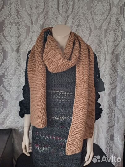 Шарф вязанный длинный ручной работы