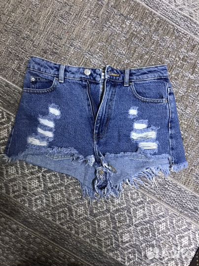 Джинсовые шорты