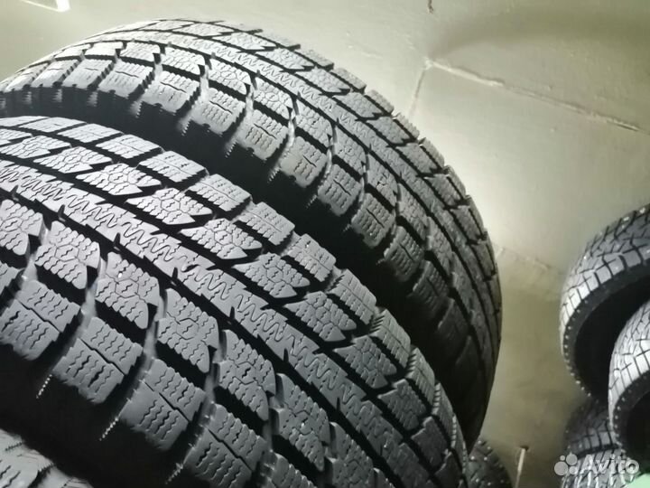 Toyo Observe GSi-5 225/60 R18