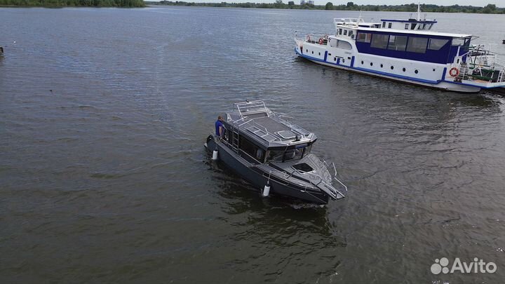 Катер Swift Chaser 800 Admiral