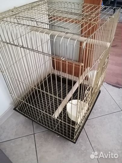 Клетка для крупного попугая