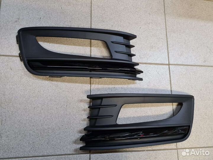 Рамка птф Polo седан рестайлинг 15-20