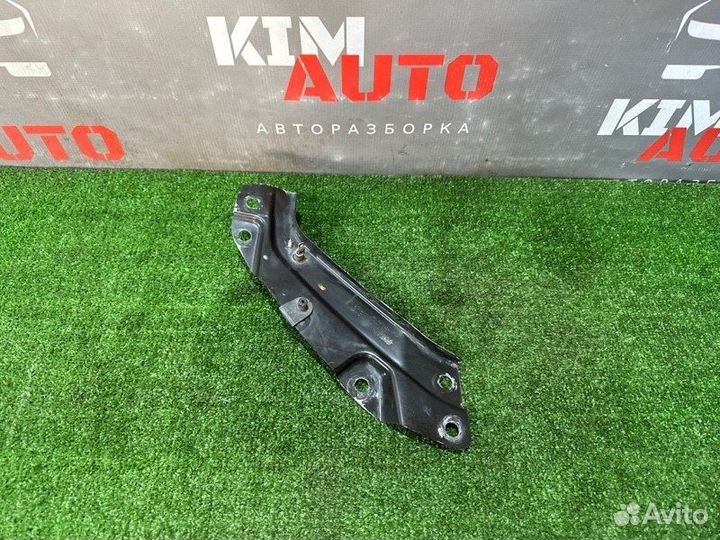 Крепление фары верхнее левое Volkswagen Polo 5