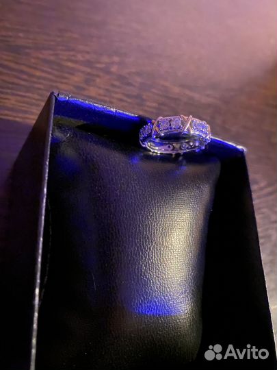 Серебряное кольцо