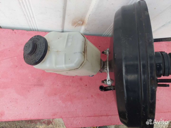 Вакуумный усилитель тормозов Toyota Camry V30