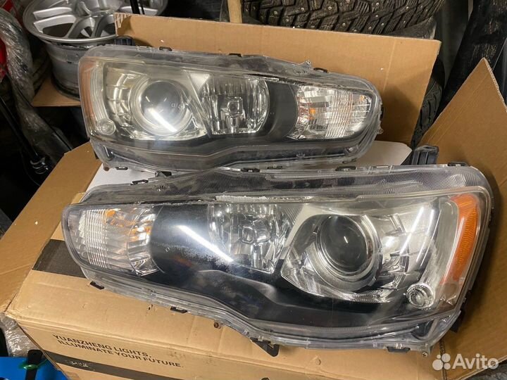 Фары на Mitsubishi Lancer X