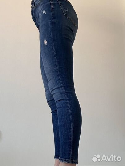 Джинсы stradivarius 34