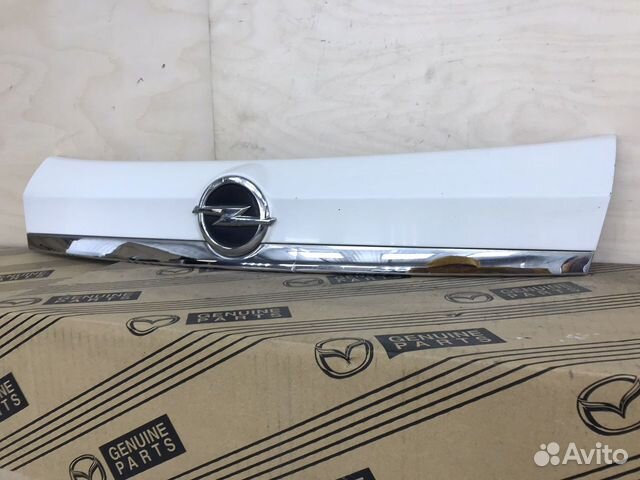 Молдинг багажника Opel Mokka 2012+